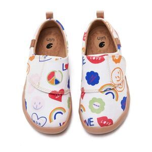 UIN Kid's Art Painted Travel Shoes (Amor)newnobox